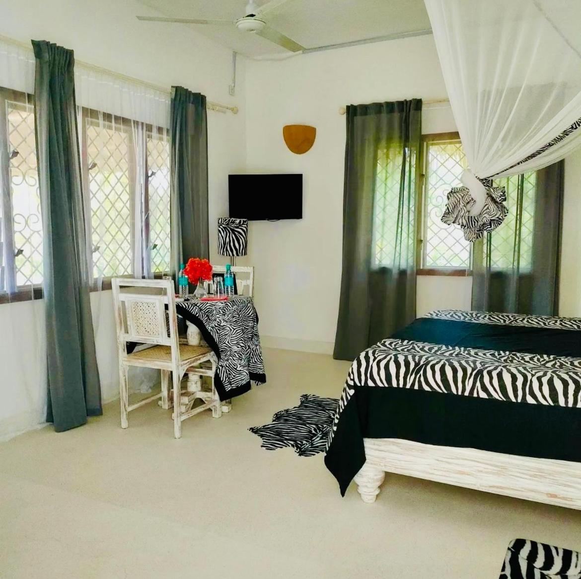 White Nyumba Privatunterkunft Malindi