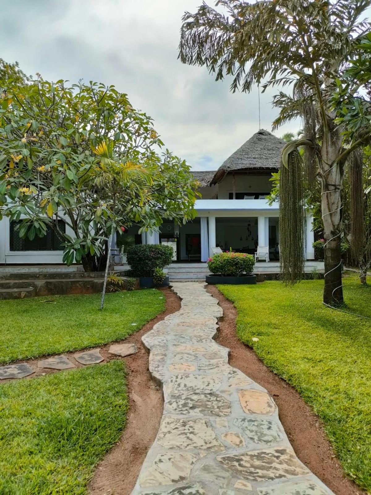 Privatunterkunft White Nyumba