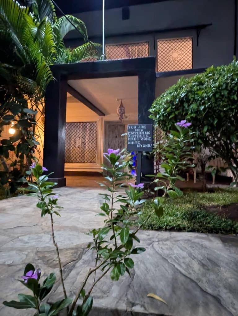 Privatunterkunft White Nyumba Malindi